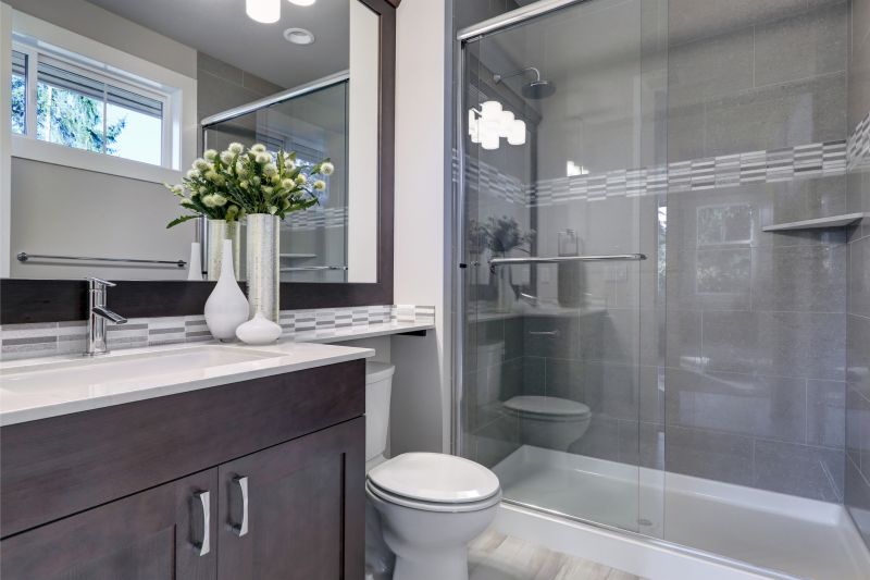 Shower with Sliding Doors